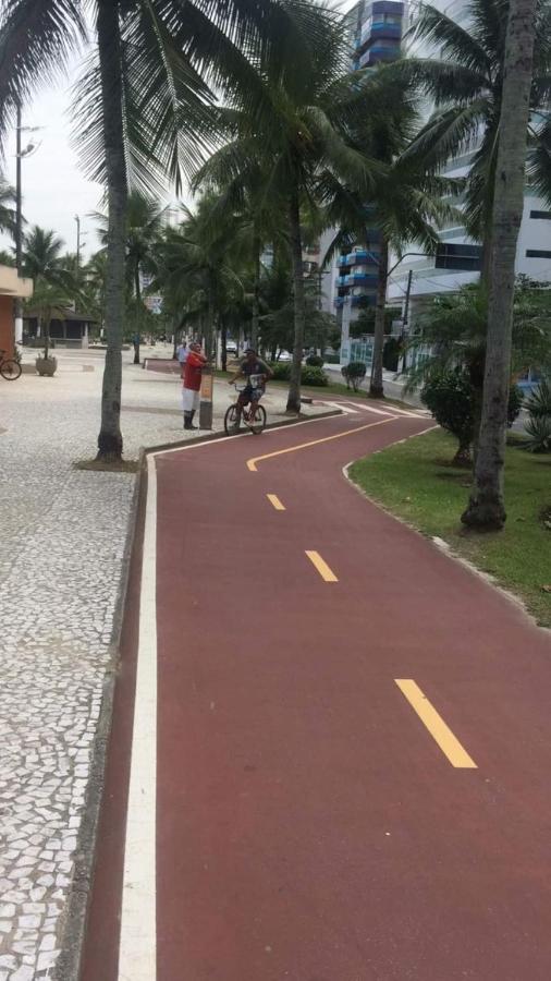 Apto Aconchegante A Uma Quadra Da Praia - Aviacao, Praia Grande - Sp Kültér fotó